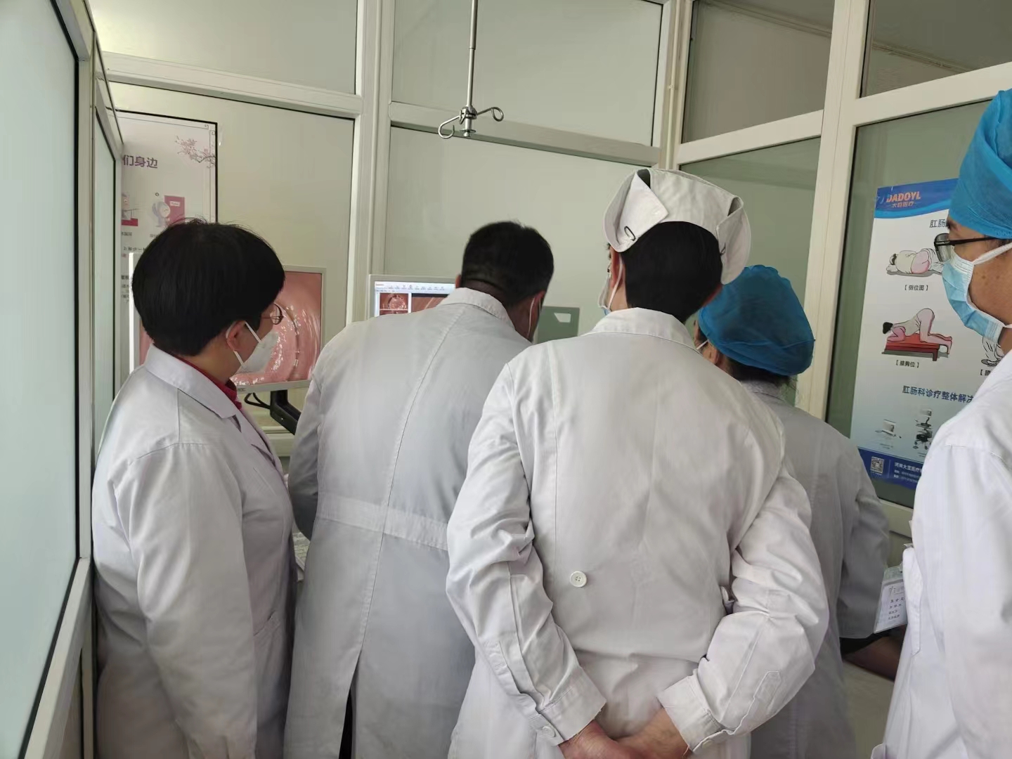 【大豆醫(yī)療】云南省玉溪市某醫(yī)院電子直乙腸鏡檢查系統(tǒng)裝機(jī)培訓(xùn)